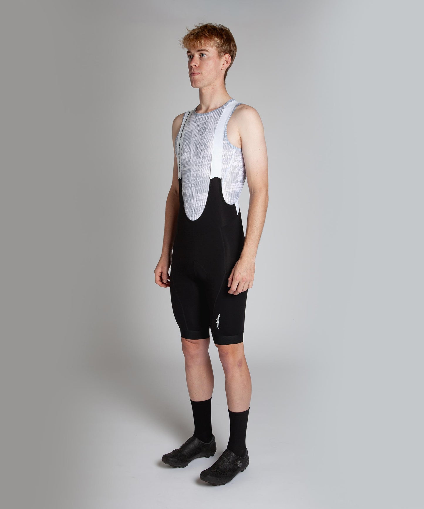 Classico Cargo Bib Shorts Black