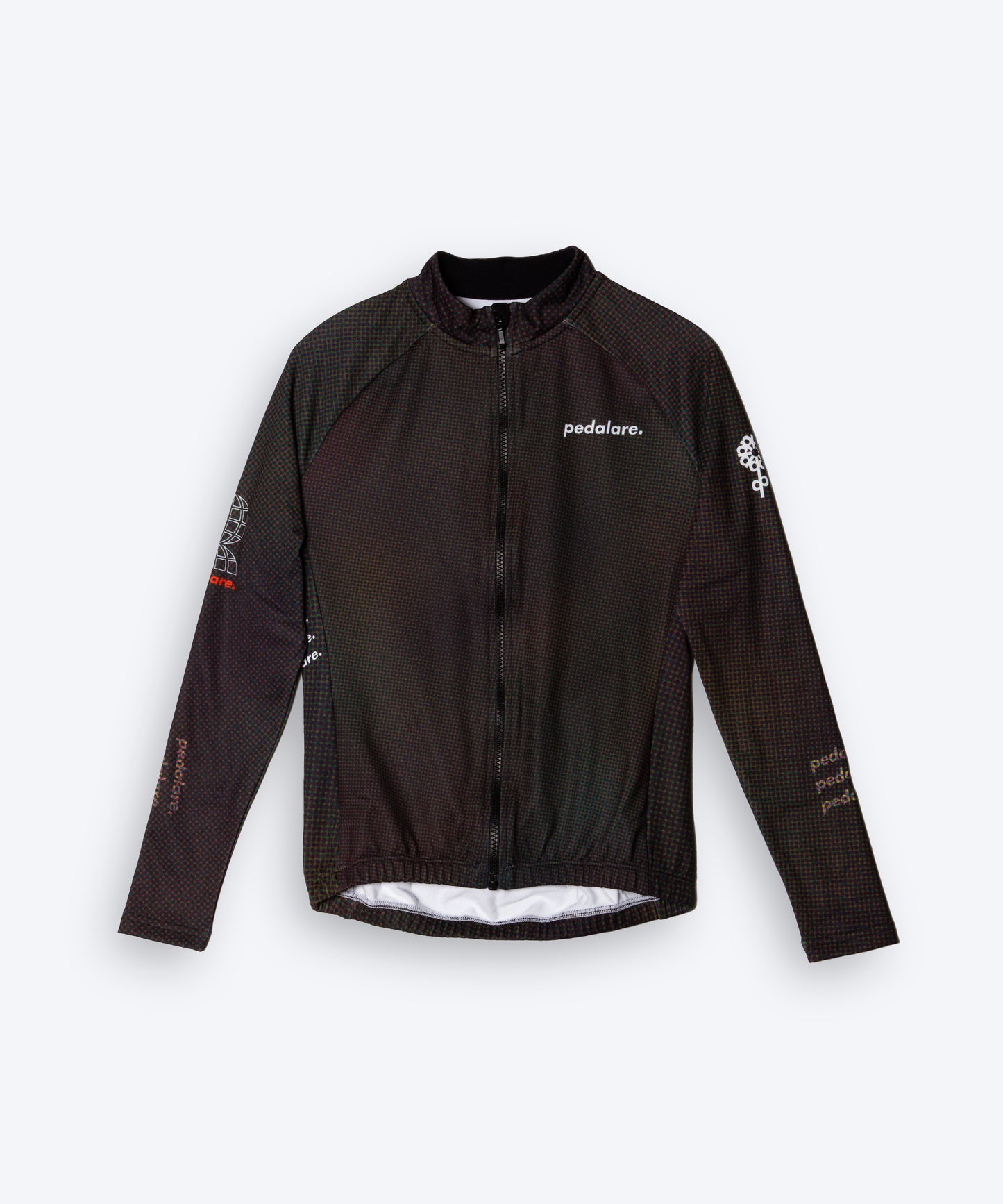 Female cyclist modelling Pedalare’s green winter long sleeve cycling jersey, paired with black bib shorts. Side profile studio shot highlighting the jersey’s thermal fabric, streamlined fit, and subtle branding. Designed by Perth cycling brand Pedalare for cool-weather performance and style. Men’s winter cycling jersey ideal for road cyclists seeking aero cycling gear and premium cycling apparel.