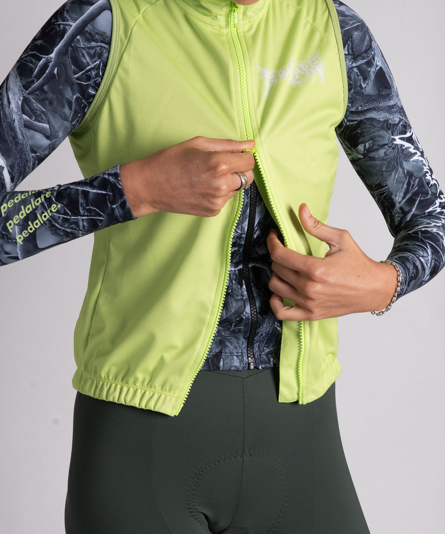 Women's Light Weight Vest - Spicy Lime