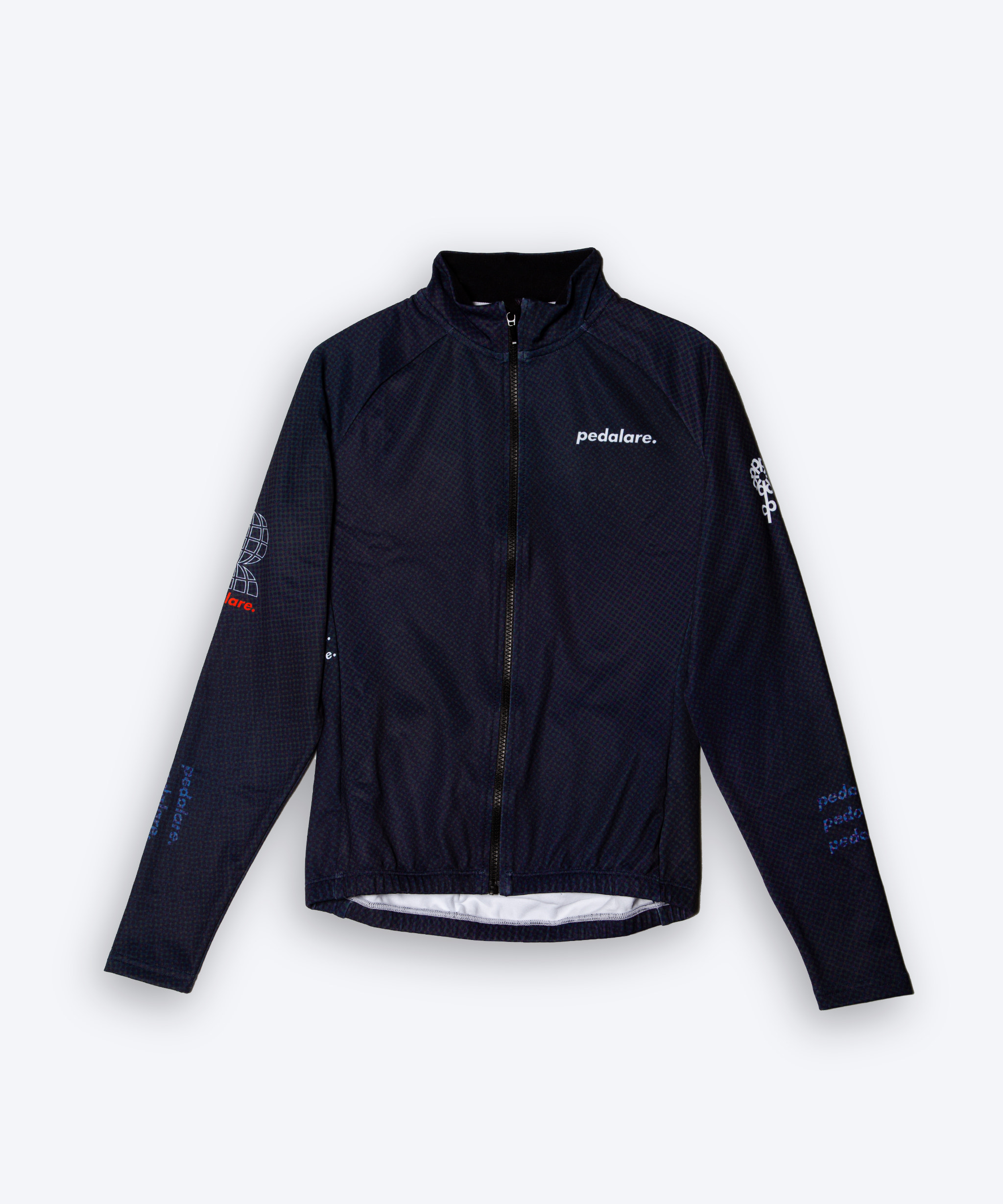 Male cyclist modelling Pedalare’s navy winter long sleeve cycling jersey, paired with black bib shorts. Side profile studio shot highlighting the jersey’s thermal fabric, streamlined fit, and subtle branding. Designed by Perth cycling brand Pedalare for cool-weather performance and style. Men’s winter cycling jersey ideal for road cyclists seeking aero cycling gear and premium cycling apparel.